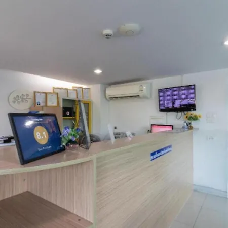 Townhouse Siam Privi Hotel