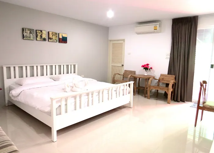 Townhouse Siam Privi Hotel 3*