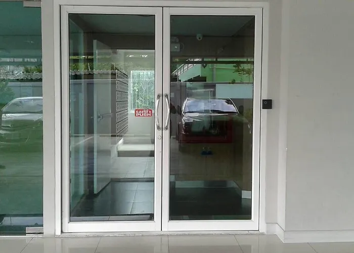 Townhouse Siam Privi Hotel